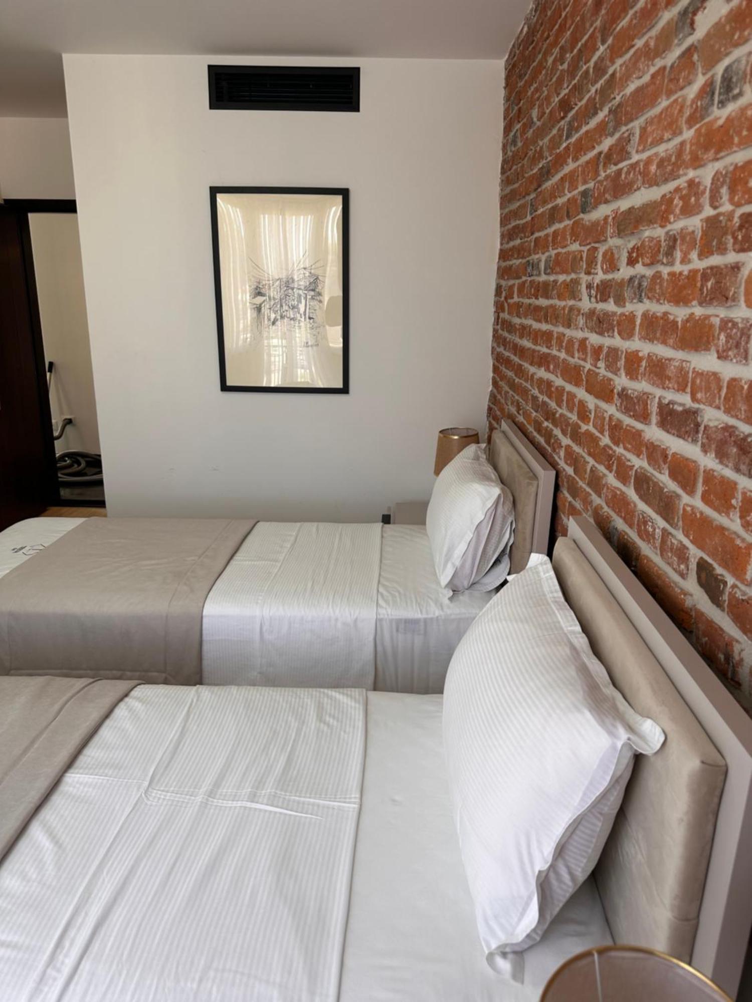 Treva Hotel & Apartaments Prizren Exterior photo